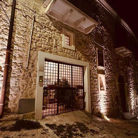 Le Camere Dell'Emiro Castronuovo di Sicilia Экстерьер фото